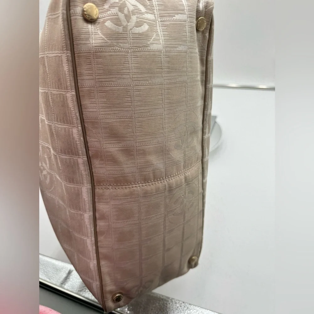 Chanel-Authentic- Travel Line Tote Bag Pink Blush - Picture 9 of 15